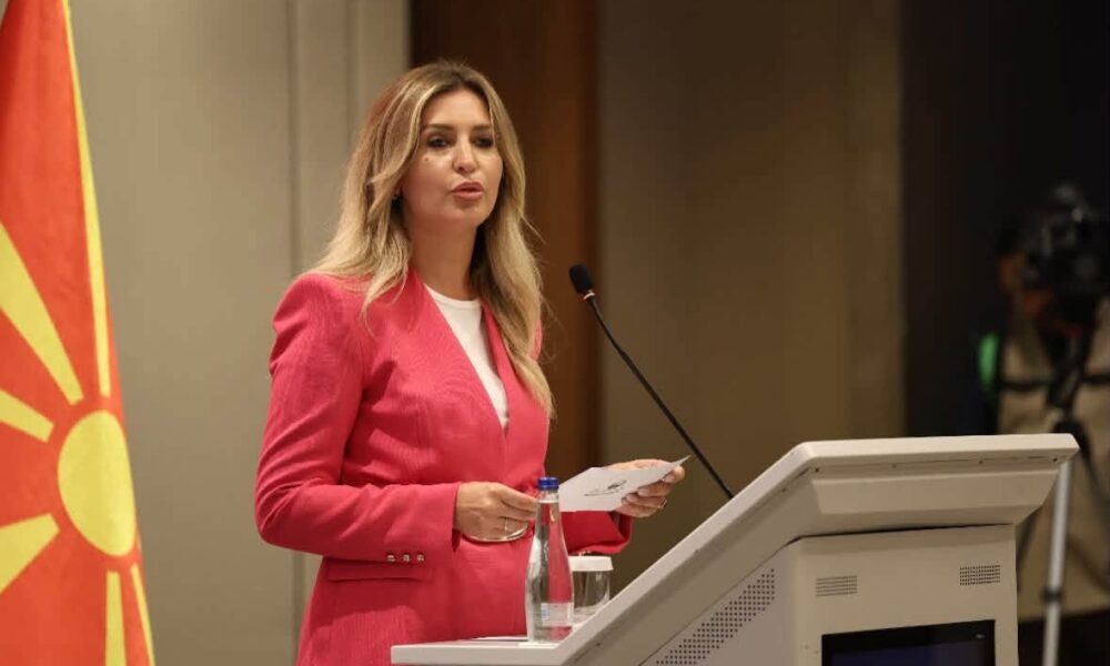 kaltrina-zekolli-hekurudha-shkup-kercove-pjese-e-listes-prioritare-te-investimeve-per-korridorin-8