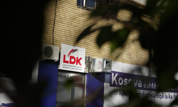 Deputeti i LDK së  Kemi komunikim të shëndetshëm me Hamzën e Gjinin