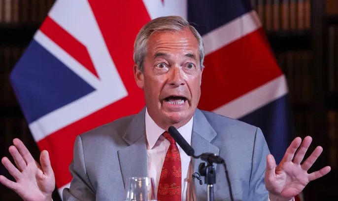 Nigel Farage  befason  përsëri  Të huajt që vrasin ose përdhunojnë në Britani do t i dërgojmë në burgje në Kosovë 