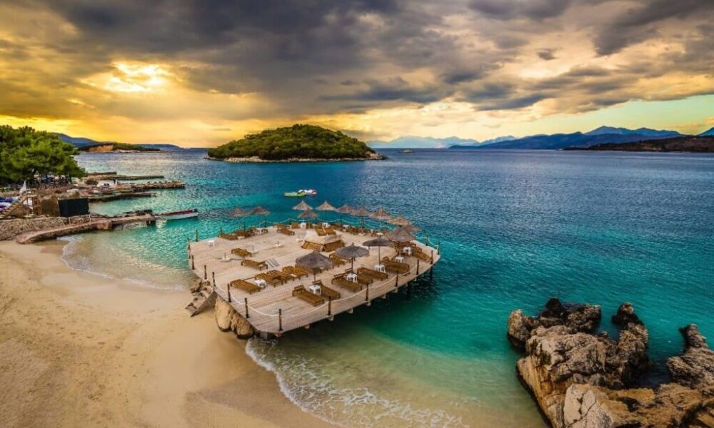  Vizitoni shtegun epik të Ballkanit   CNN Travel  Një nga mrekullitë e fundit të virgjëra të Europës 
