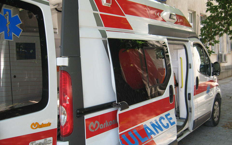 Vetura përplas 9 vjeçaren në Kumanovë  përfundon me lëndime të rënda