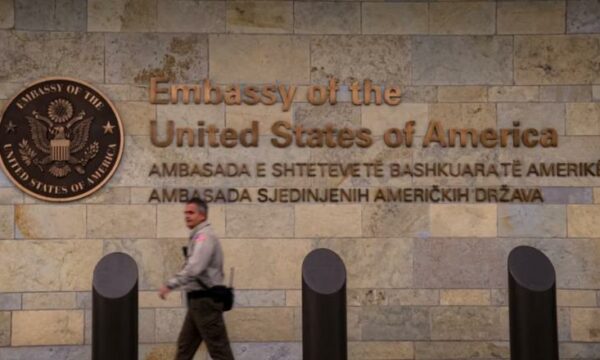 Ambasada amerikane kujton sulmin në Banjskë  përsërit thirrjen që autorët të mbahen përgjegjës