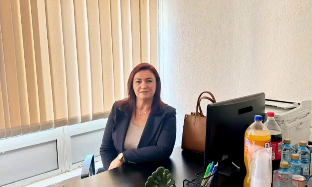 vlen-hap-zyren-e-deputetit-ne-kercove-adili-emini-nje-dere-e-hapur-per-komunikim-me-qytetaret