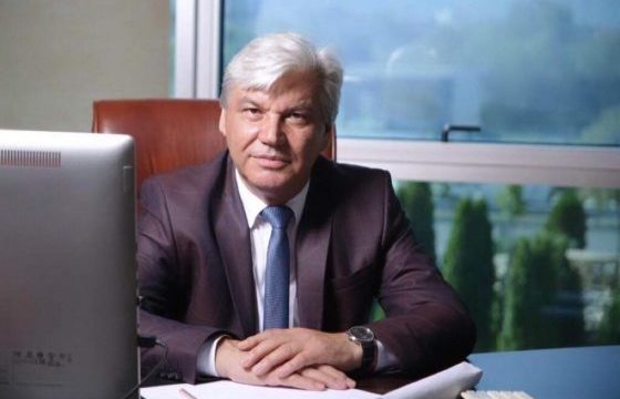 Seanca konstituive me 9 shtator  Kryeziu  Këto janë veç afate politike  afati kushtetues ka qenë me 7 gusht 
