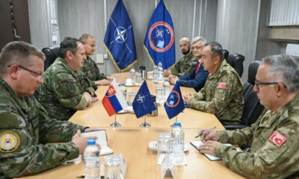 situata-e-sigurise-ulutaş-dhe-lorinc-takohen-ne-shtabin-e-kfor-it