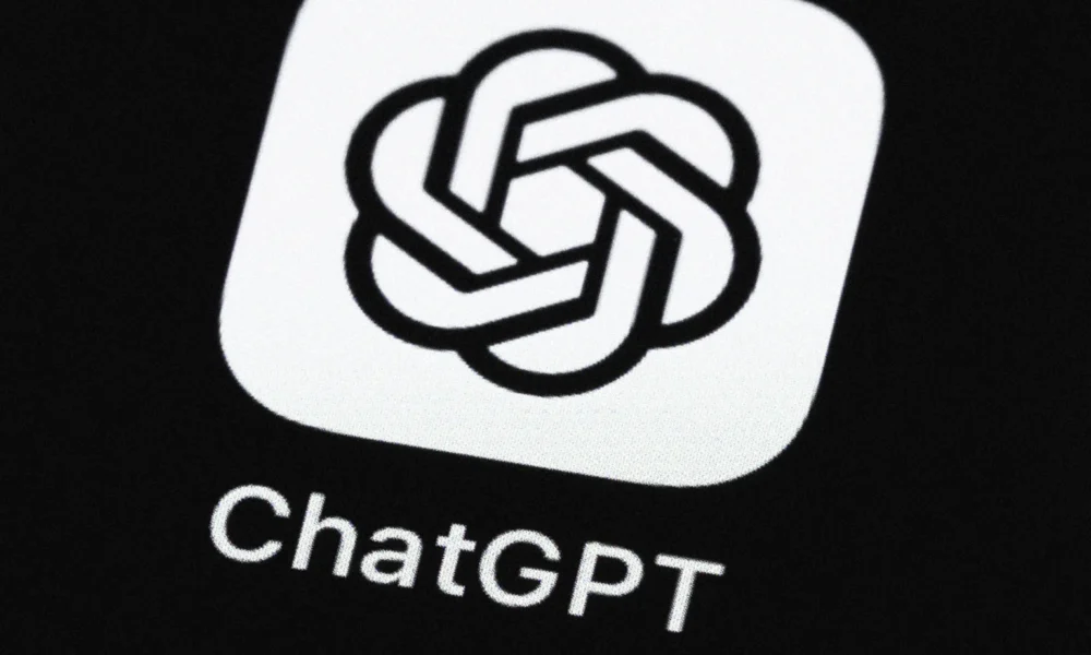 Këto janë të dhënat që nuk duhet t ia jepni ChatGPT së