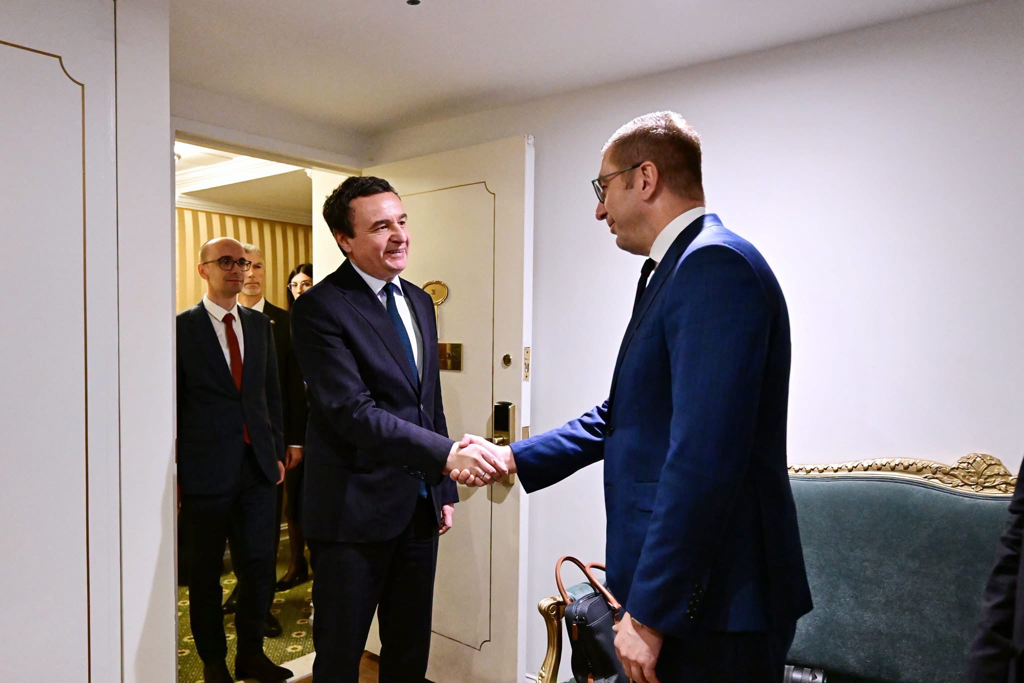 Kurti takon Mickoskin në New York: Diskutuam për tunelin Prizren-Tetovë dhe sigurinë energjetike