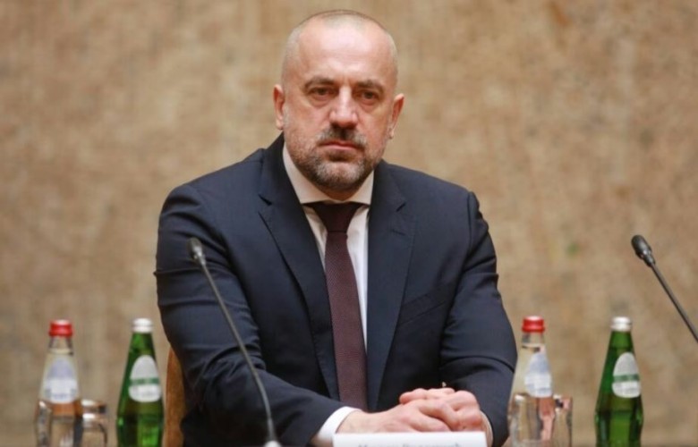 milan-radoiciq-behet-pronar-i-pese-parcelave-ne-novi-pazar