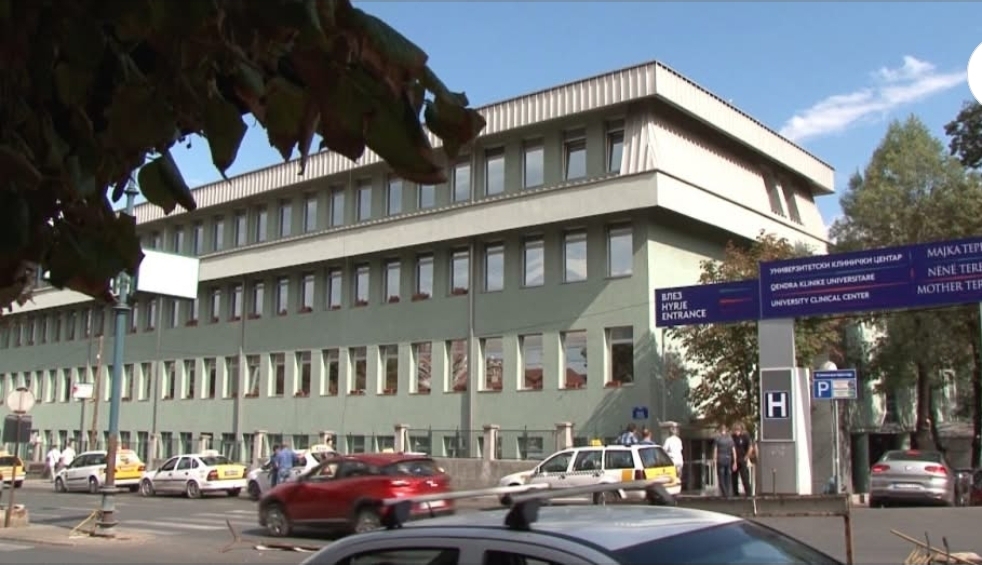 Arrestohet 42 vjeçari pasi vodhi portofolin dhe sulmoi një punonjëse në Klinikën  Nënë Tereza 