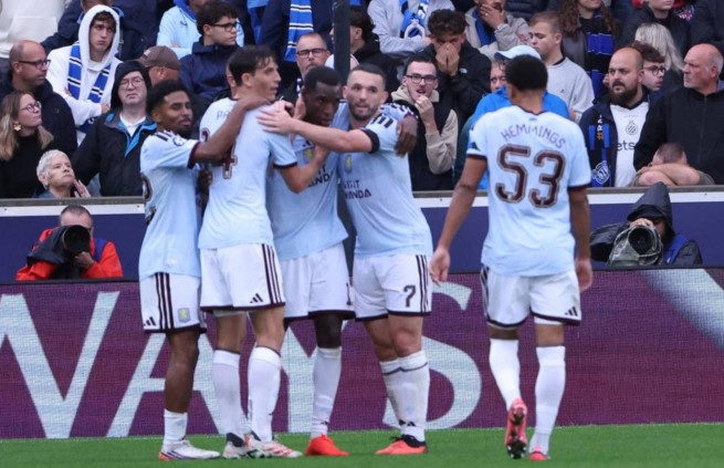 video-nis-champions-s-ka-surpriza-ne-ndeshjet-e-para-aston-villa-ben-detyren-dhe-fiton-ne-transferte-aek-triumfon-pa-strakoshen-por-me-pilon-ne-fushe