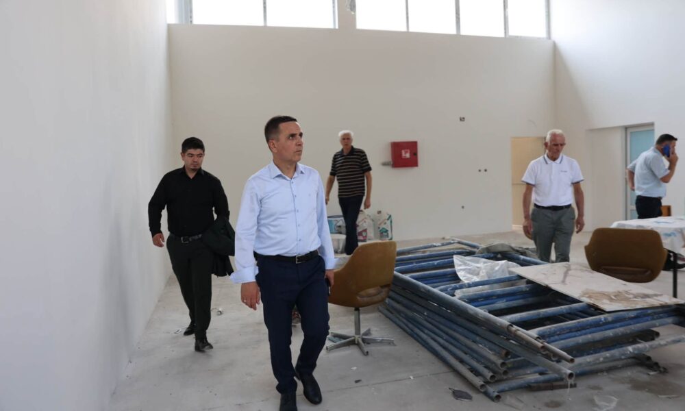 Gjimnazi i Tetovës me investime të reja  Kasami  Nga premtimi te puna konkrete