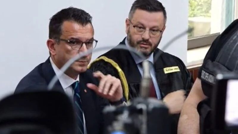  Veliaj në burg është paradoks juridik   ish prokurori  Ngërçi duhej zgjidhur ligjërisht