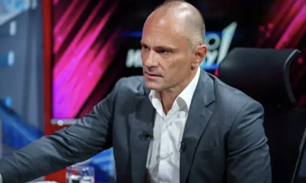 Filipçe  Për Fondin Pensional PIOM in këtë vit do të nevojiten 1 miliard euro nga buxheti