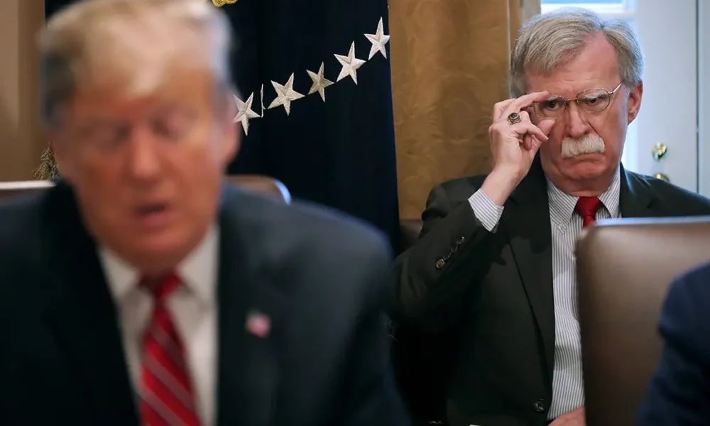  Të shpërbëhet Specialja   ish këshilltari i Trumpit  Mendoj që kjo gjykatë është e paligjshme