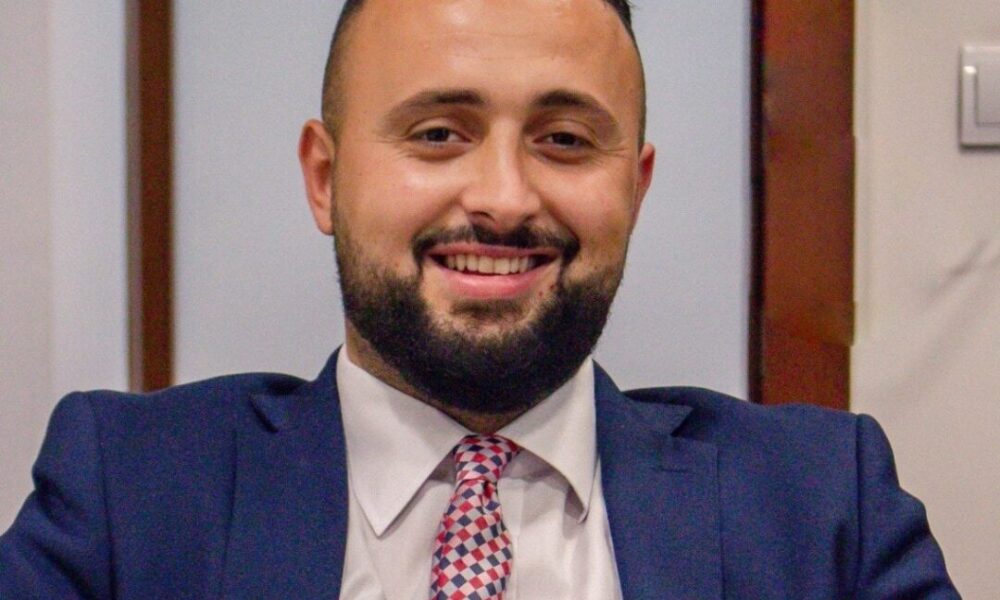 Përparim Bajrami në arrati  Gjykata vendosi ta gjykojë në mungesë