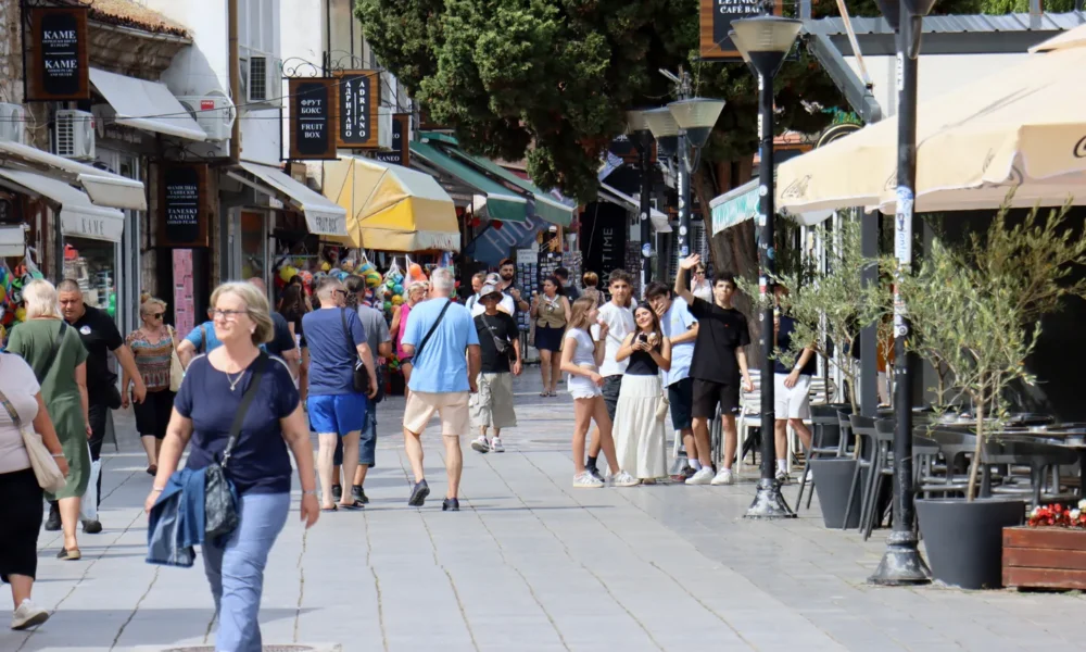 Turistët e huaj dynden në Maqedoninë e Veriut   turqit në krye  pas tyre gjermanët dhe serbët
