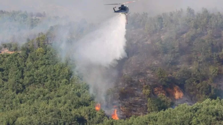 Gjithsej 31 zjarre  tre aktive dhe katër nën kontroll