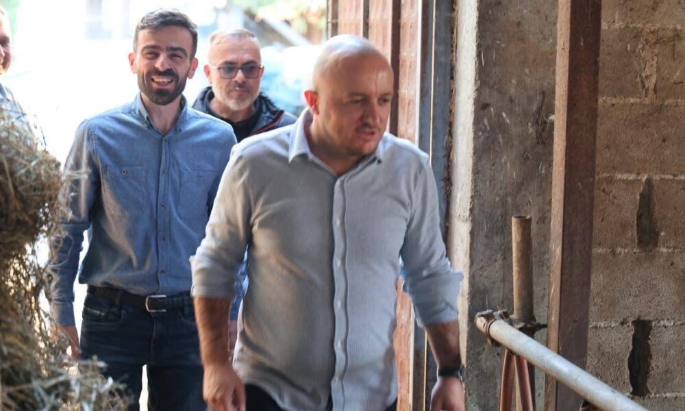 Jakup Huseini me ministrin Albrim Hoxha takojnë fermerët në Çellopek dhe Gurguricë  Mbështetje për zhvillimin e bujqësisë