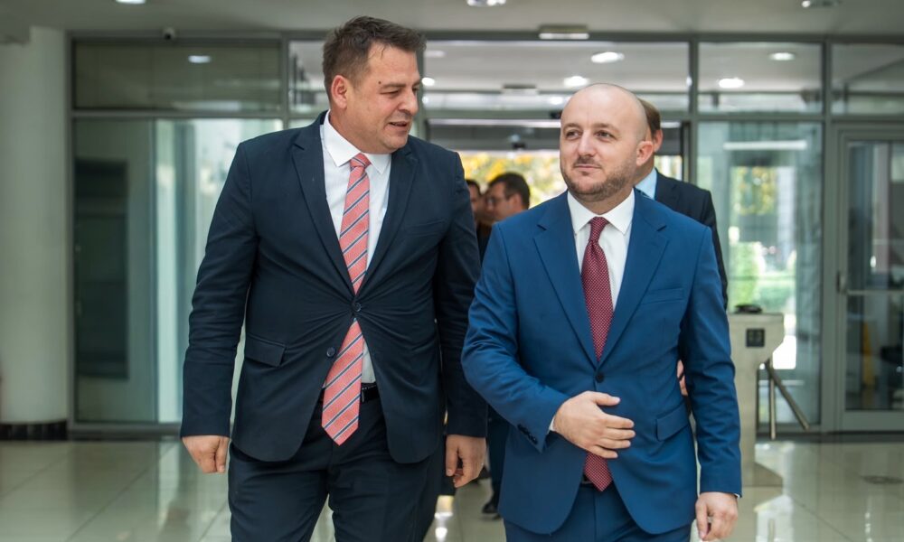 Hoxha  Thellojmë bashkëpunimin institucional me Kosovën në bujqësi dhe sigurinë ushqimore