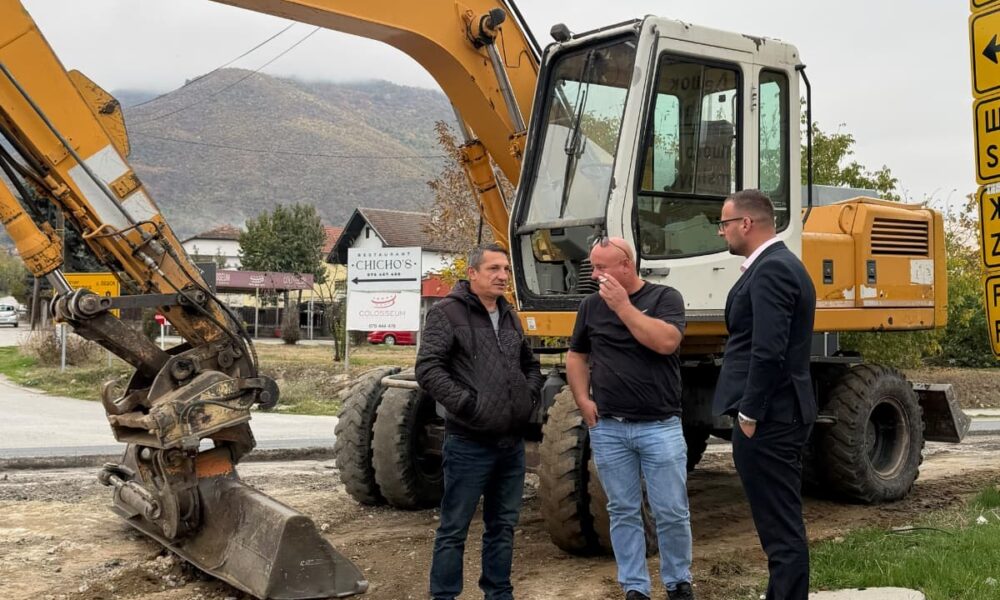 Daut Memishi  Nisin punimet për rregullimin e kyçjes në rrugën regjionale në Leshkë