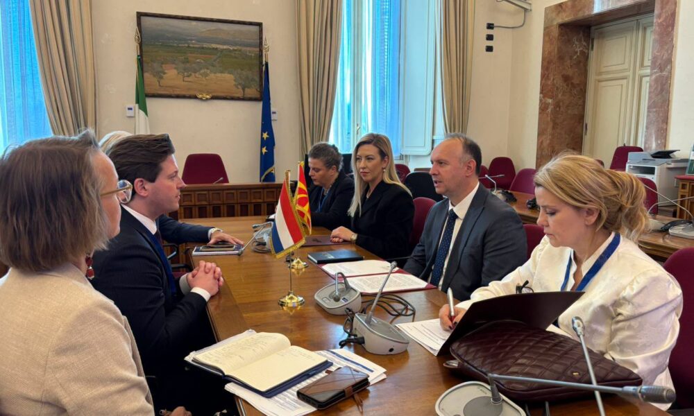 gashi-takon-homologun-holandez-ne-rome-ne-fokus-bashkepunimi-dhe-rruga-drejt-be-se
