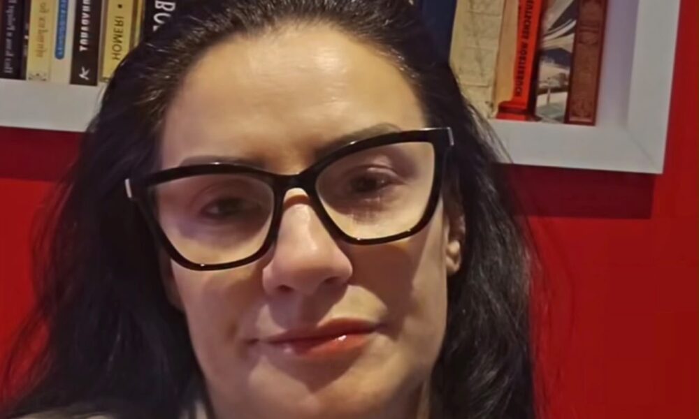 Saranda Imeri Stafai pyet Taravarin  Qeveria që e quaje më të keqe se ajo e Gruevskit  si u bë e përshtatshme për punësimin e bashkëshortes 