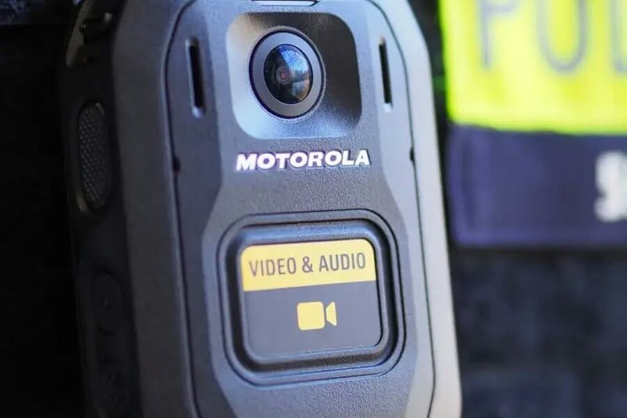 Mbërrijnë në Shqipëri 5 mijë kamera trupi për policët