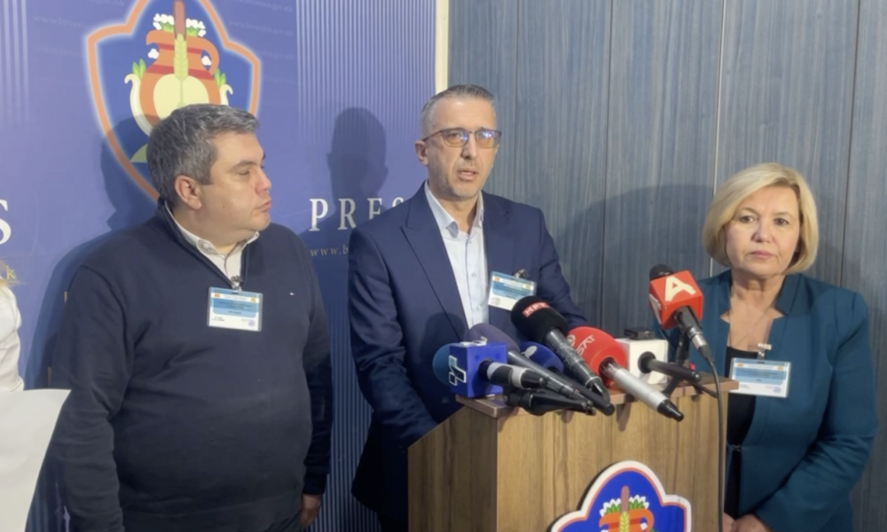 Demiri nga Bërvenica  Votimi po zhvillohet i qetë  dalja është rritur për 0 77 për qind