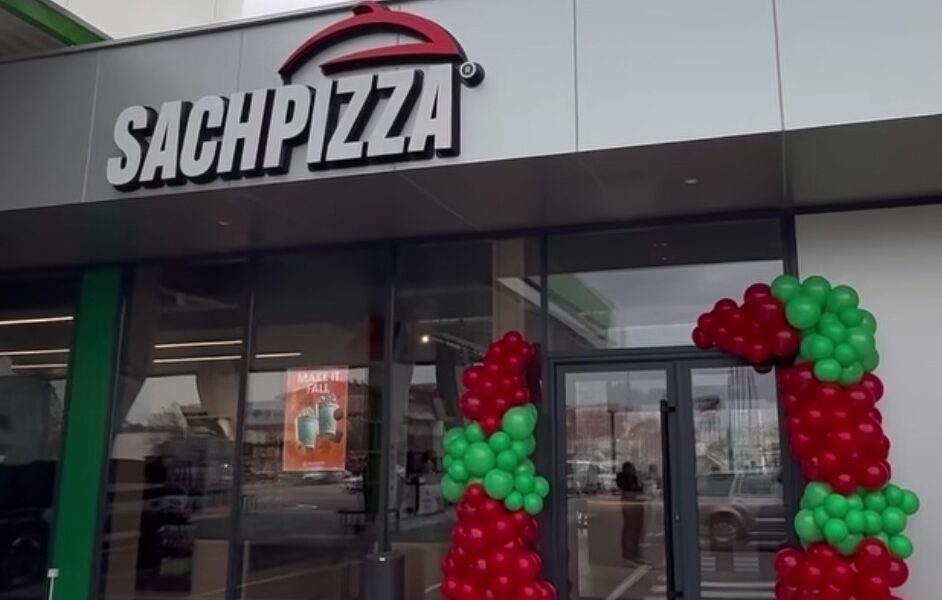Rrahje në parkingun e  Sach Pizza  në Podujevë   Intervenon policia  e pëson keq i dyshuari  Emri 