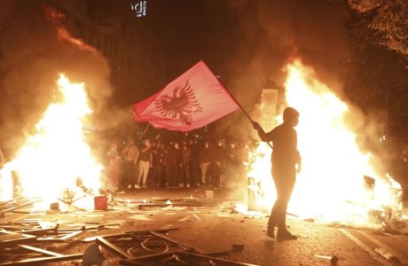 Studentët në protestë kundër Qeverisë Rama  Çfarë kërkojnë dhe pse u përshkallëzua situata 