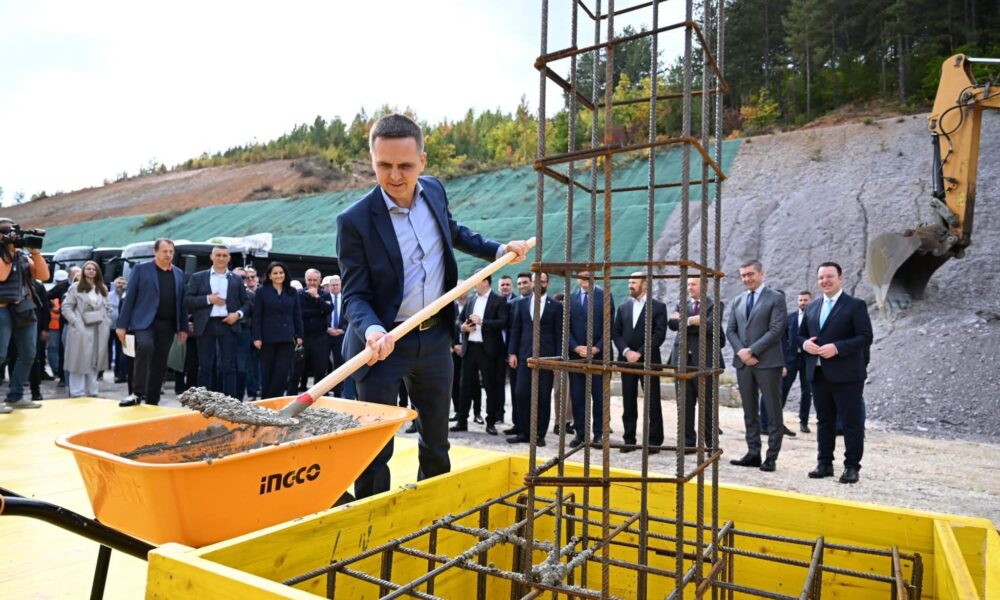 Kasami  Korridori 8  arteria që lidh Maqedoninë e Veriut me Shqipërinë dhe Evropën