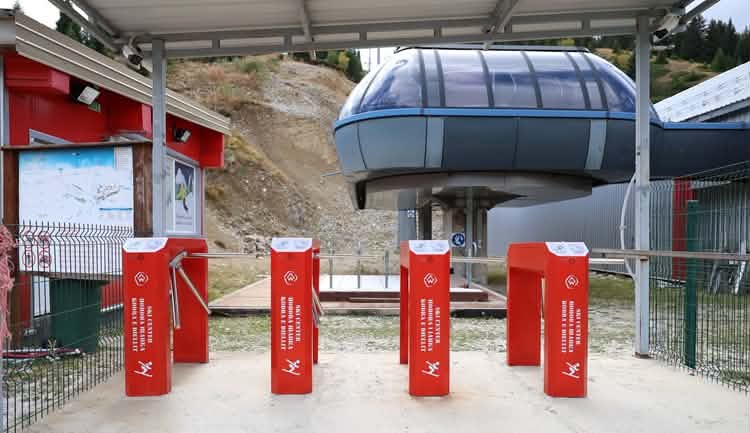 me-pak-pritje-ne-kodren-e-diellit-vendosen-portat-e-reja-per-skanimin-e-biletave