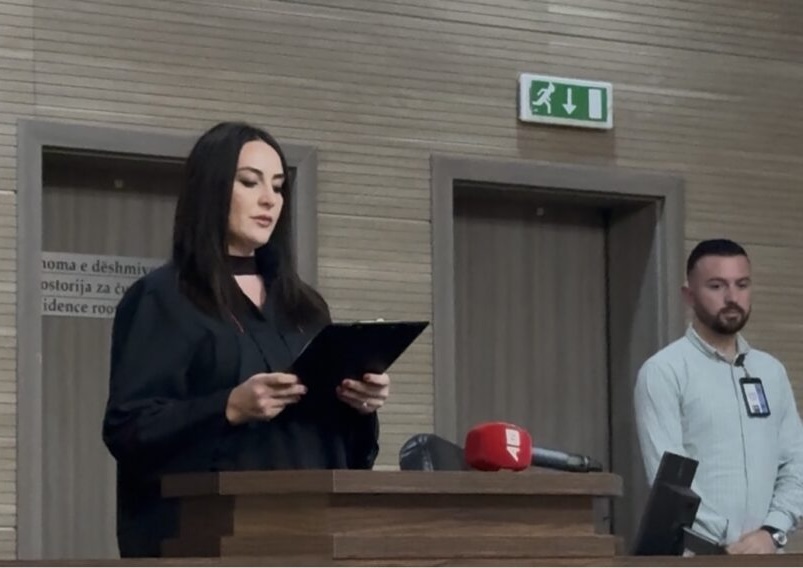 Thirrja për sulm ndaj EULEX it i kushton shtrenjtë tetovarit   3 600 euro gjobë dhe dëbim