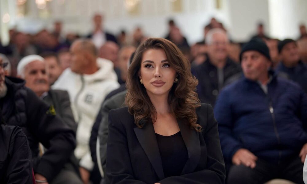 Deputetja Haxhiu për protestën në Tiranë  Të rinjtë nuk janë armiq të shtetit 