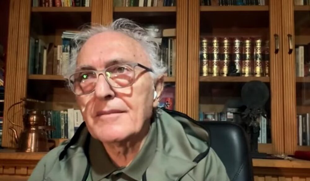 Dhuna rrezikoi vendin  Berisha përkrahu Antifa n    Frrok Çupi  Protesta në Beograd  ndryshe nga e Tiranës  Atje protestuan studentë  këtu huliganë
