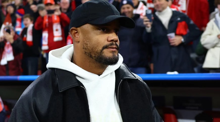 pesoi-kolaps-gjate-stervitjes-bayern-munich-reagon-zyrtarisht-per-kompany-si-paraqitet-gjendja-shendetesore-e-trajnerit-belg