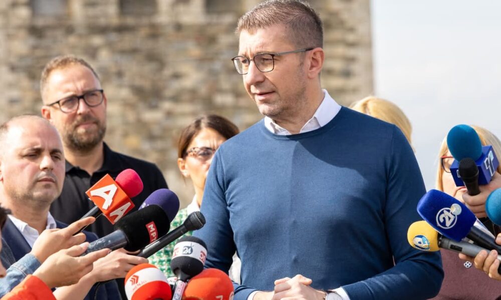 Mickoski i kënaqur me dialogun me Sofjen  Shpreson për vazhdim të bisedimeve