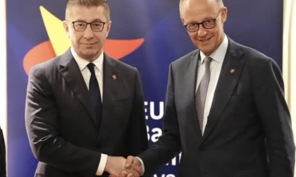 Mickoski në Mal të Zi  në tryezën rajonale për integrimin në BE