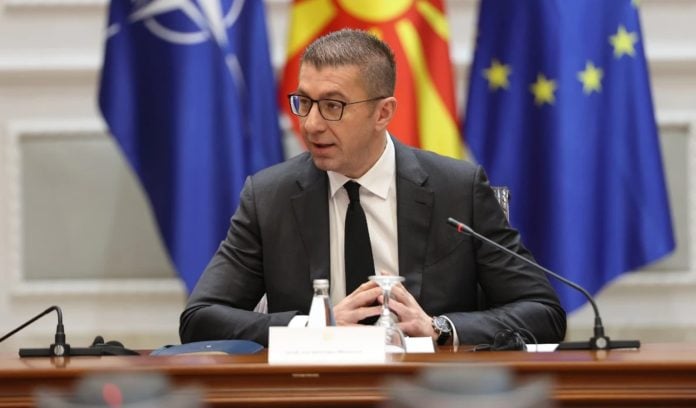 mickoski-sfidon-opoziten-s-ka-nevoje-te-presin-vetingun-le-te-dalin-ne-poligraf