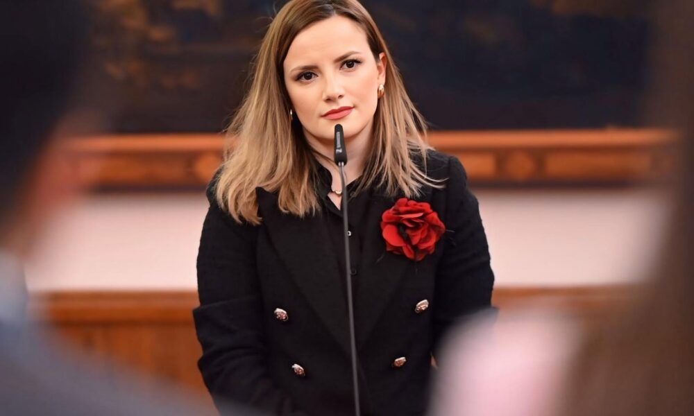 Mimoza Musa për protestat në Tiranë  Asnjë zë nuk duhet të heshtet nga frika