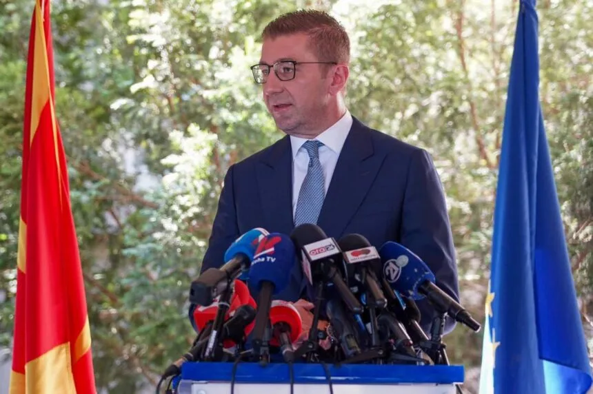 mickoski-kunder-shkurtimit-te-festave-te-respektohen-te-drejtat-e-fituara-te-punetoreve