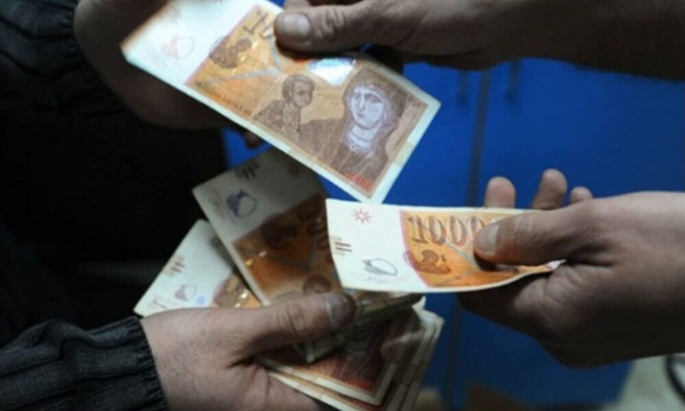 Shtiret si punonjës i Kadastrës  ia merr shkupjanes 117 mijë denarë