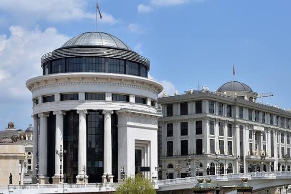 Prokurorët kërkojnë vendim urgjent për pagat  paralajmërojnë largimin e kuadrove